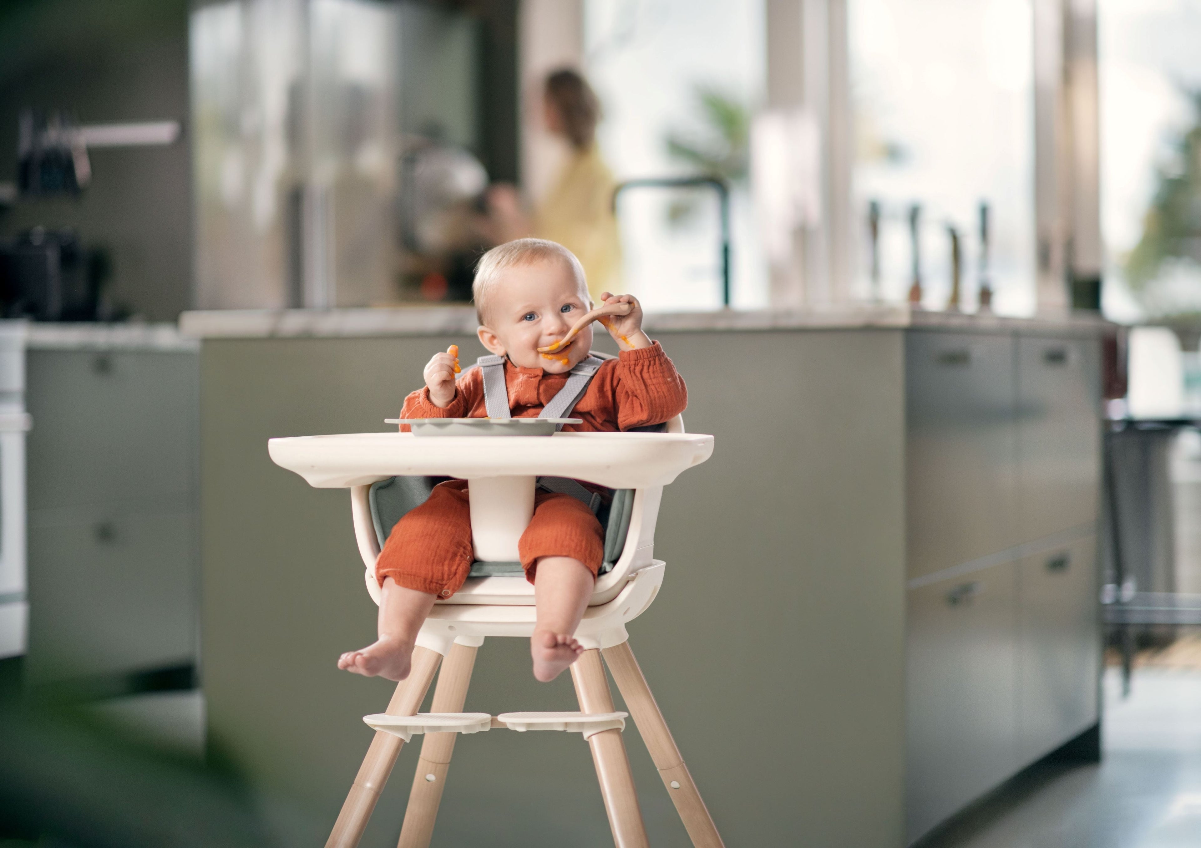 toddler in Moa HighChair
