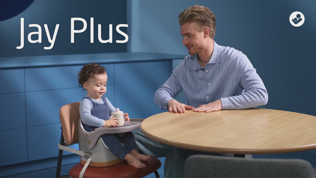 A lifestyle video showcasing the Maxi-Cosi Jay Plus being used in a modern home, transitioning from mealtime to playtime with ease.